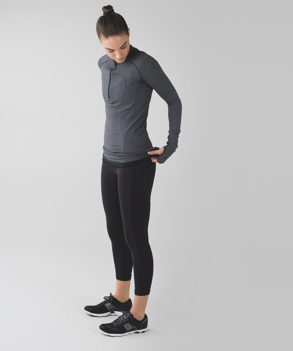 lululemon Half Zip Long Sleeve Run Top Black Gray Stripe Thumbholes